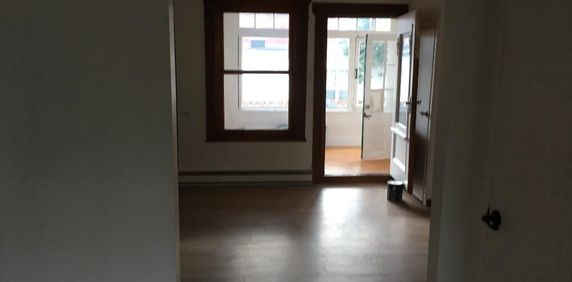 Grand 4 1/2 avec cachet ancestral - Photo 2