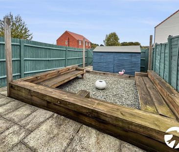 3 bedroom end of terrace house to rent - Photo 5