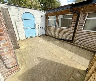 2 bedroom property to rent - Photo 4