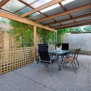 Spacious 3-Bedroom Home! - Photo 2