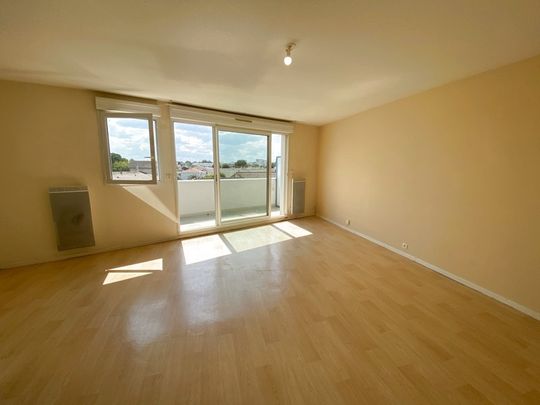 Location Appartement 2 pièces 55m² BEGLES 33130 - Photo 1