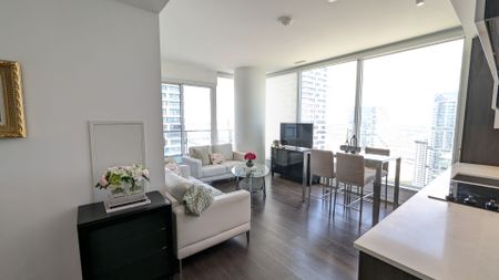 For Lease - 5 Buttermill Avenue Unit# 5202, Vaughan, Ontario - Photo 5