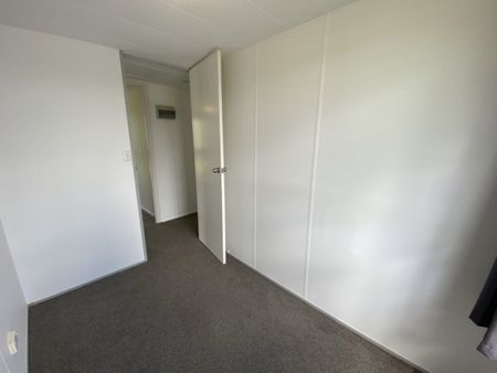 17 Maywood Crescent, Glen Eden - Photo 4