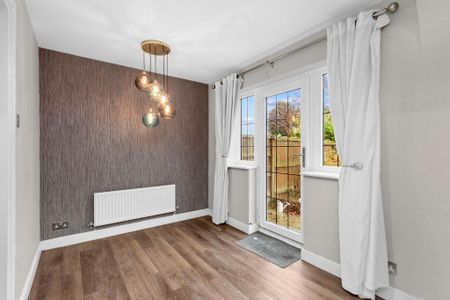 3 bedroom semi-detached house to rent - Photo 5