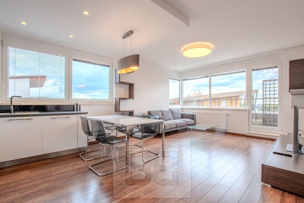 Apartment for rent, 3+kk - 2 bedrooms, 70m - Photo 1