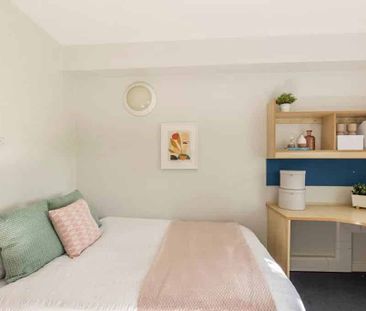 6 Bed Deluxe Ensuite - Photo 5