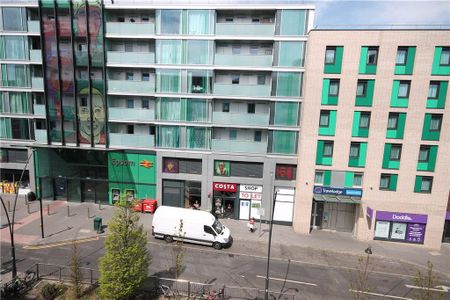 2 bedroom flat to rent - Photo 3