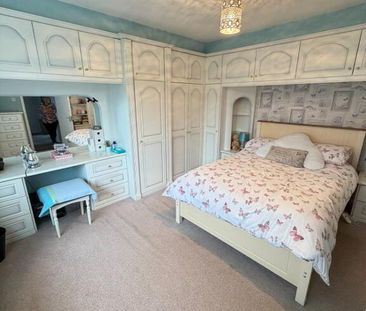 20 Greystone Road, Antrim, BT41 1JX - Photo 2