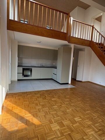 Superb 5-room duplex apartment in Tolochenaz - Photo 4