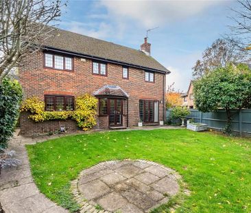 4 bedroom detached house to rent - Photo 4