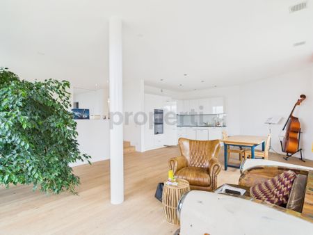 Beautiful 2.5-room apartment with lake view in Fruthwilen - Photo 2