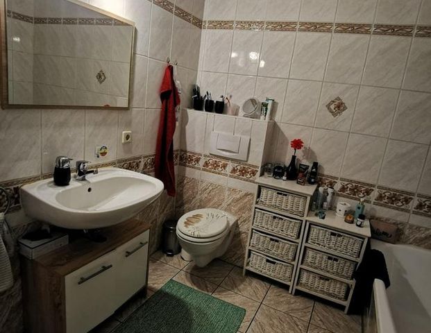 Hier fühle ich mich wohl - helle schöne Dreiraumwohnung - Foto 1