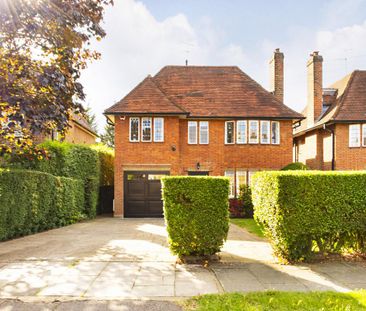 6 bedroom house in Hampstead Garden Suburb - Photo 1