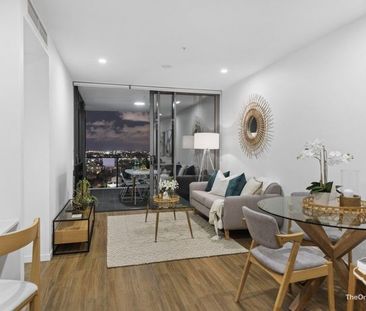 Panorama Apartments - 2 bedroom, 2 Bath, 1 car - Photo 1