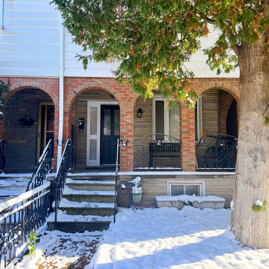 For Lease - 75 Bartlett Avenue Unit# Main, Toronto, Ontario - Photo 1