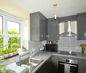 Worcester Gardens, Slough, Berkshire,SL1 - Photo 5