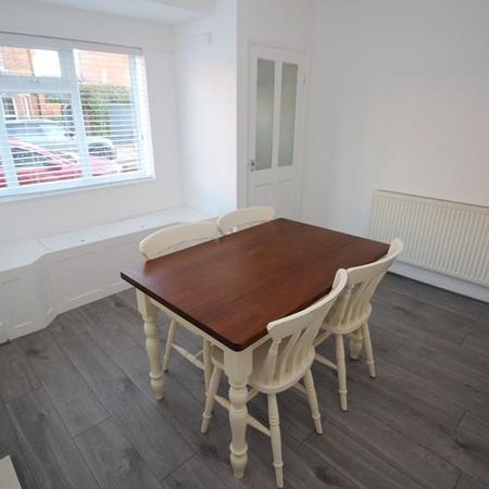 3 bedroom property to rent - Photo 4