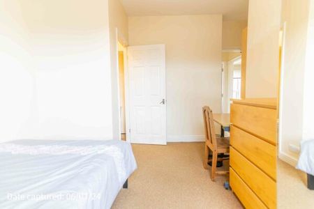 91, Lawrence Street - Photo 2