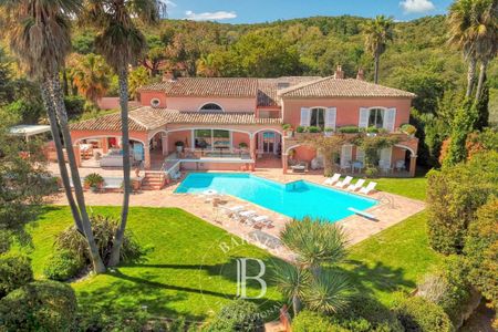LOCATION SAISONNIÈRE - GOLFE DE SAINT-TROPEZ/GRIMAUD - VILLA - 8 CHAMBRES - VUE MER - PISCINE - Photo 4
