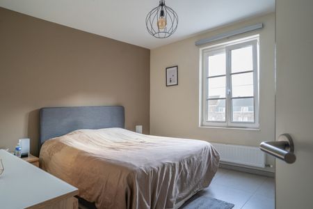 CENTRAAL GELEGEN INSTAPKLAAR APPARTEMENT - Photo 4