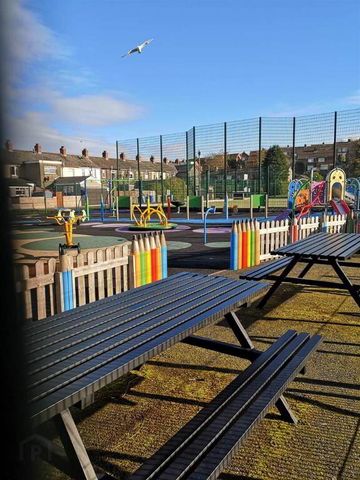 75 Clandeboye Road, Bangor, BT20 3JQ - Photo 5