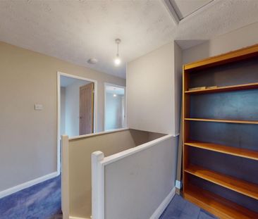 3 bedroom House To Let Total Size: 1002 SQ FT - Photo 6