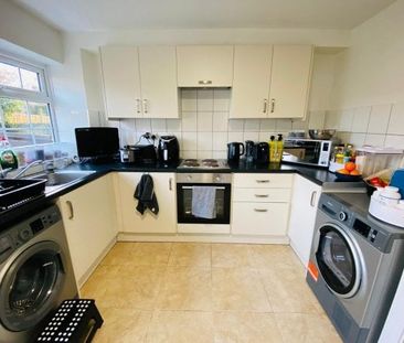 Cornell Drive, Nottingham, NG5 - Photo 3