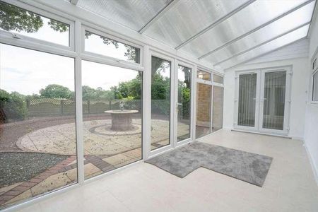 Sedona, Umberslade Road, Solihull, B94 - Photo 2