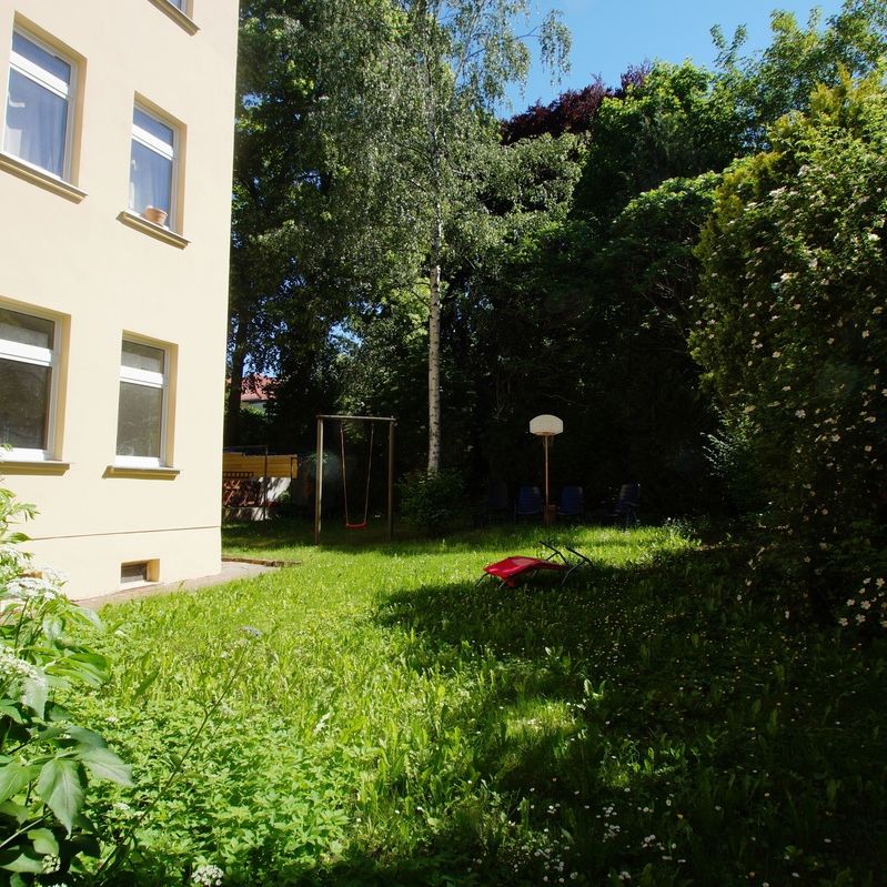 kleine 3-Zimmer-DG-Whg in Altbau-Villa - Foto 1