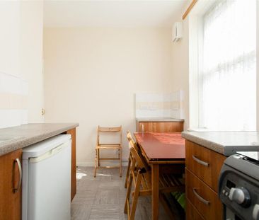 Studio to rent - Photo 6