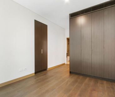 Jqz Stunning Two Bedroom - Photo 2