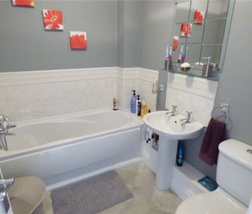Teasel Close, Liversedge, WF15 - Photo 3