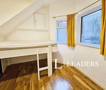 Kings Road, Brighton, BN1 - Photo 3