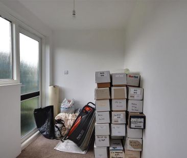 2 bedroom maisonette to rent - Photo 4