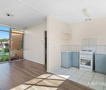 3/30 Chifley Avenue, Altona VIC 3018 - Apartment For Rent | Domain - Photo 1