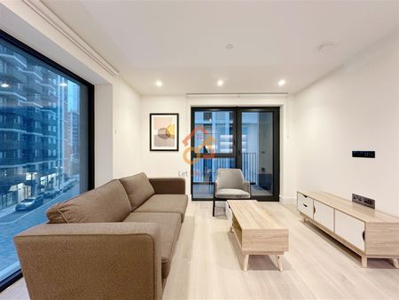 Westmont Apartments, Fountain Park Way, London W12 - Photo 2