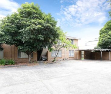 Great Location - Photo 6