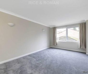 1 bedroom property to rent in Woking - Photo 3