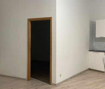 Appartement te huur in Montignies-sur-Sambre voor € 750 met 2 slaap... - Foto 3