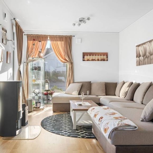 Vallentuna - 5rok - tillsv - 18.400kr/mån - Photo 1