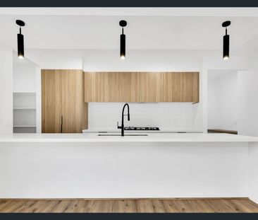 36 Heaton Road, Donnybrook, Vic 3064 - Photo 3