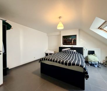 Ruim duplexappartement met twee slaapkamers en garage - Marcel Vast... - Photo 2