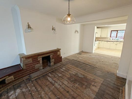 2 bedroom terraced house to rent - Photo 1