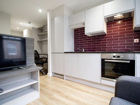 Studio to rent - Photo 2