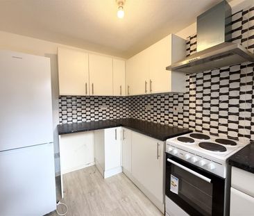 2 Bedroom Flat To Let - Photo 4