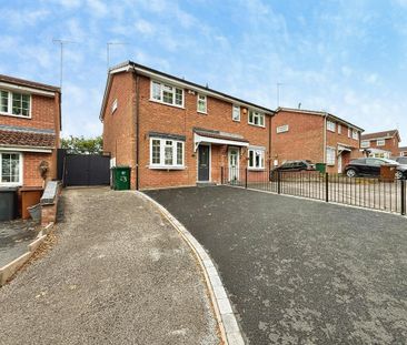 3 bedroom semi-detached house to rent - Photo 4