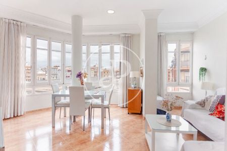 Piso de alquiler en Pl. del Baró de Cortés, Russafa - Photo 3