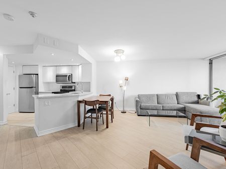 For Lease - 77 Maitland Place Unit# 902, Toronto, Ontario - Photo 3