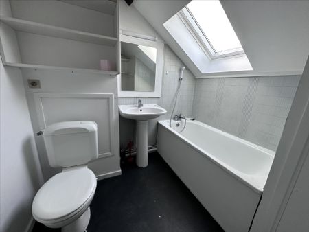 Studio métro Alsace ROUBAIX. - Photo 2