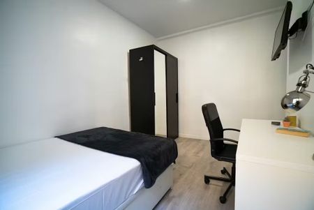 Calle de Andrés Borrego, Madrid, Community of Madrid 28004 - Foto 3